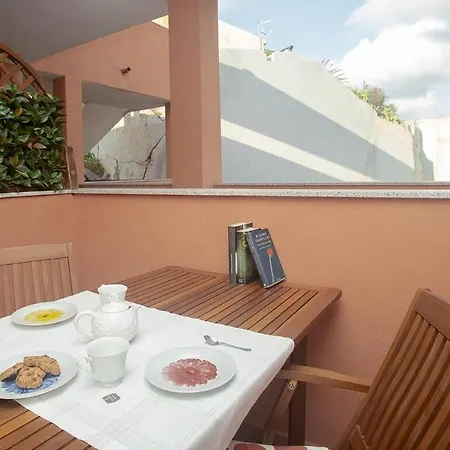 Appartement Trilo Carlo Felice - A Due Passi Dalla Piazza Santa Teresa Gallura